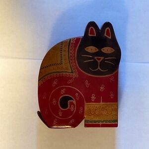Peruvian cat coin bank